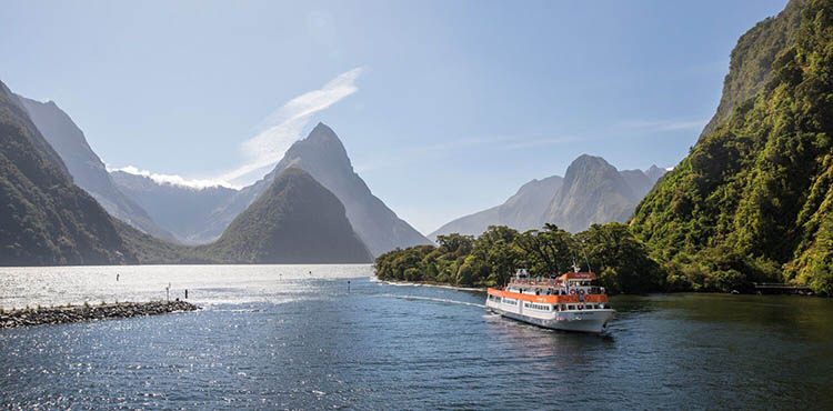 Milford Sound Cruise (from Queenstown)