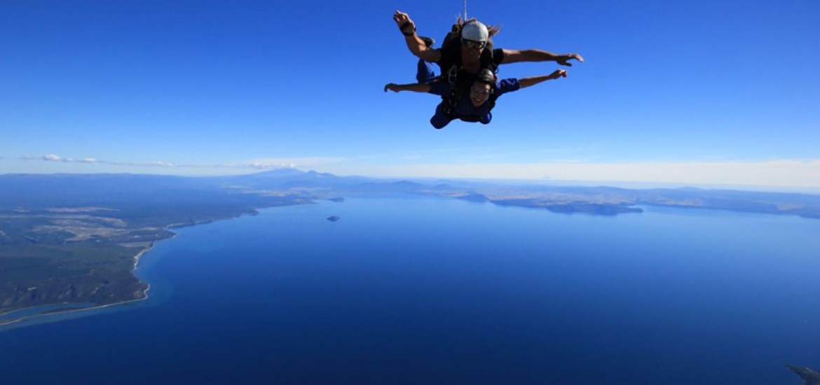 Skydive Taupo 12,000 ft